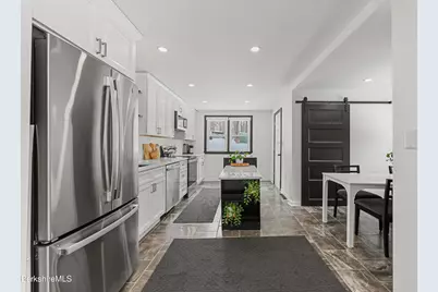 119 Orlando Ave, Pittsfield, MA 01201 - Photo 9