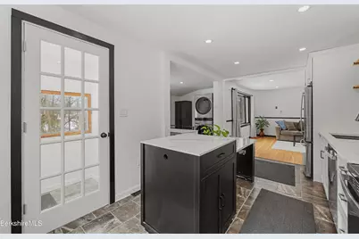 119 Orlando Ave, Pittsfield, MA 01201 - Photo 13