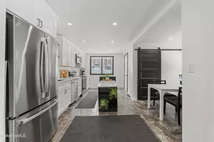 119 Orlando Ave, Pittsfield, MA 01201 - Photo 7