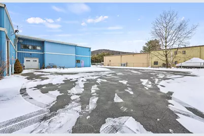 8 Run Way, Lee, MA 01238 - Photo 7