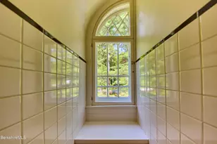 95 Lewis Ave, Great Barrington, MA 01230 - Photo 47