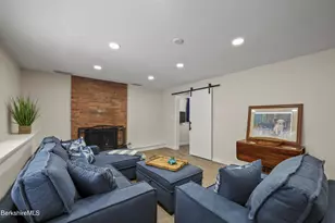 83 Alfred Dr, Pittsfield, MA 01201 - Photo 31