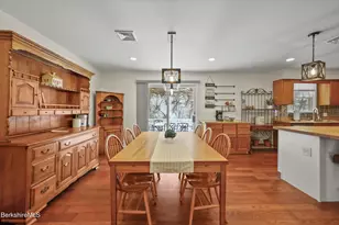 83 Alfred Dr, Pittsfield, MA 01201 - Photo 17