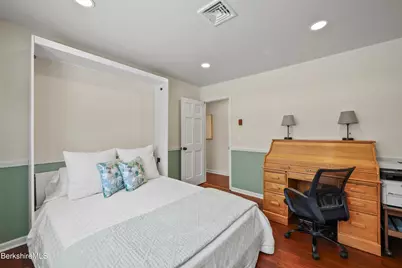 83 Alfred Dr, Pittsfield, MA 01201 - Photo 27