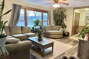 8 Frederick Ln, Adams, MA 01220 - Photo 5