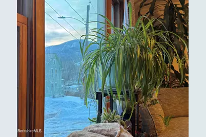 8 Frederick Ln, Adams, MA 01220 - Photo 7