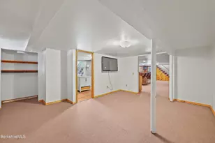 195 Churchill St, Pittsfield, MA 01201 - Photo 39