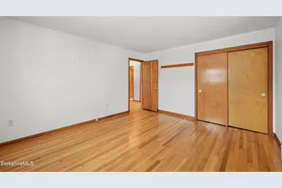 195 Churchill St, Pittsfield, MA 01201 - Photo 25