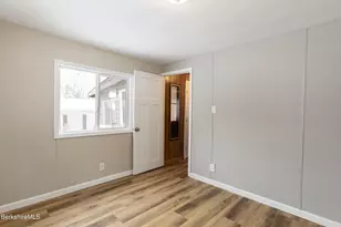 2 Lakewood Cir, Pittsfield, MA 01201 - Photo 21