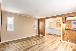 2 Lakewood Cir, Pittsfield, MA 01201 - Photo 11