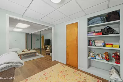 184 Washington Mountain Rd, Lee, MA 01238 - Photo 7