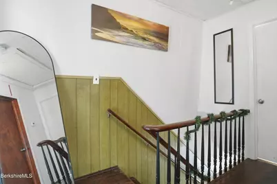 9 Lincoln St, Pittsfield, MA 01201 - Photo 25