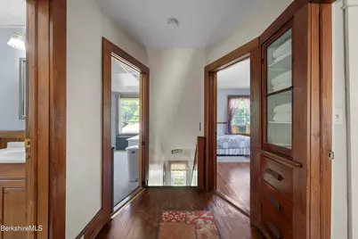 47 Onota St, Pittsfield, MA 01201 - Photo 27