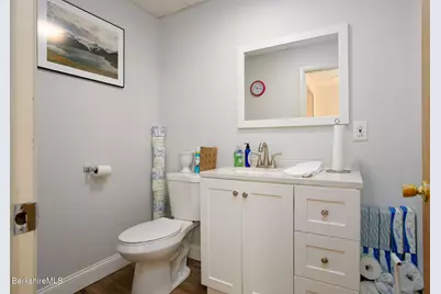 490 Main St, Great Barrington, MA 01230 - Photo 13