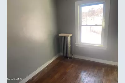 728 W Housatonic St, Pittsfield, MA 01201 - Photo 5