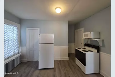 15 North Summer St #1L, Adams, MA 01220 - Photo 11