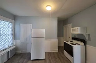 15 N Summer St, Adams, MA 01220 - Photo 11