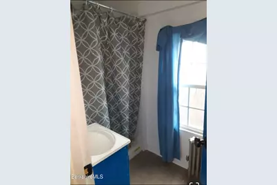 24 Southern Ave, Pittsfield, MA 01201 - Photo 5