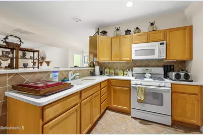 581 Red Barn Rd, Dalton, MA 01226 - Photo 45