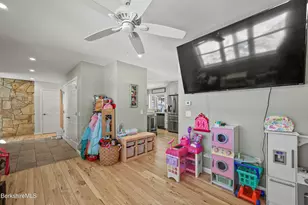 141 Griffin Hill Rd, Savoy, MA 01256 - Photo 27