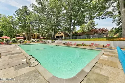 17 Fieldstone Dr, Pittsfield, MA 01201 - Photo 41