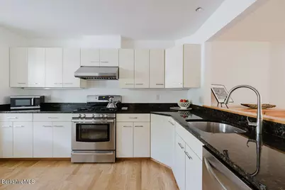 80 Taconic Ave #3, Great Barrington, MA 01230 - Photo 5