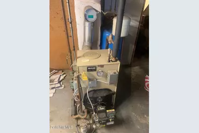 457 W Main St, North Adams, MA 01247 - Photo 27