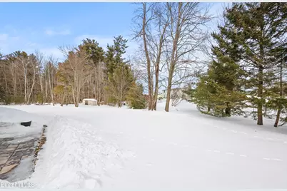 106 Nancy Ave, Pittsfield, MA 01201 - Photo 3