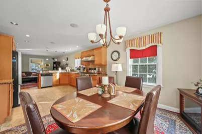 106 Nancy Ave, Pittsfield, MA 01201 - Photo 13