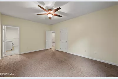 2 Amy Ct #2, Pittsfield, MA 01201 - Photo 31