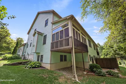 2 Amy Ct #2, Pittsfield, MA 01201 - Photo 3