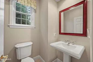 2 Amy Ct, Pittsfield, MA 01201 - Photo 27