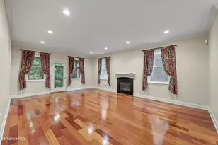 2 Amy Ct, Pittsfield, MA 01201 - Photo 15