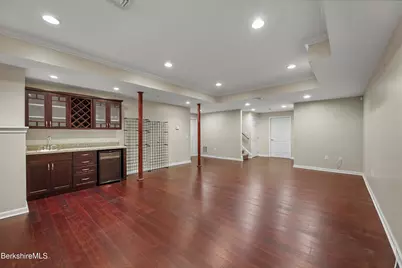 2 Amy Ct, Pittsfield, MA 01201 - Photo 43