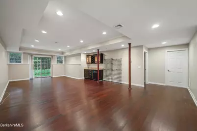 2 Amy Ct, Pittsfield, MA 01201 - Photo 39