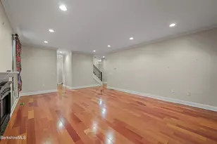 2 Amy Ct, Pittsfield, MA 01201 - Photo 17