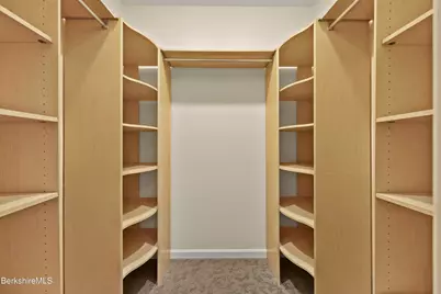 2 Amy Ct, Pittsfield, MA 01201 - Photo 33