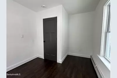 23 Harris St, North Adams, MA 01247 - Photo 21