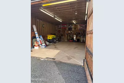 500 Loop Rd, Savoy, MA 01256 - Photo 17