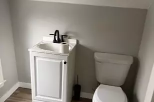 63 Addison St, North Adams, MA 01247 - Photo 11