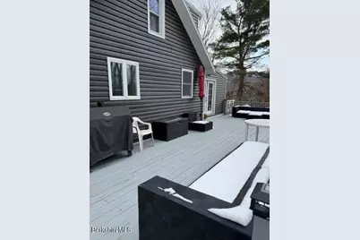 63 Addison St, North Adams, MA 01247 - Photo 13