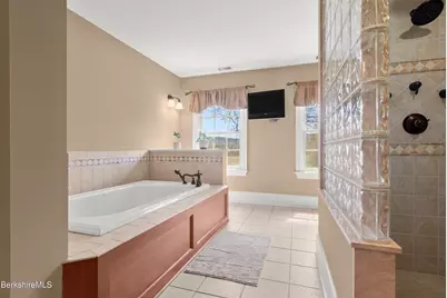 500 Williams St, Pittsfield, MA 01201 - Photo 37