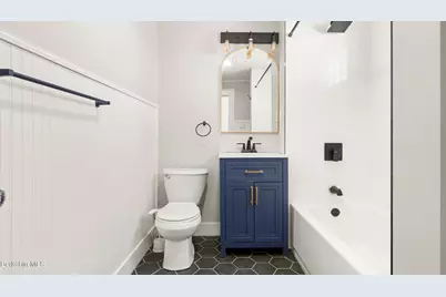 44 Strong Ave, Pittsfield, MA 01201 - Photo 23