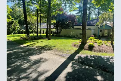 2 Saint Andrews Ct, Lenox, MA 01240 - Photo 51