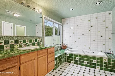 2 Saint Andrews Ct, Lenox, MA 01240 - Photo 37