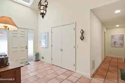 2 Saint Andrews Ct, Lenox, MA 01240 - Photo 5