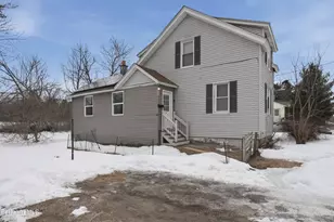 22 S Atlantic Ave, Pittsfield, MA 01201 - Photo 3