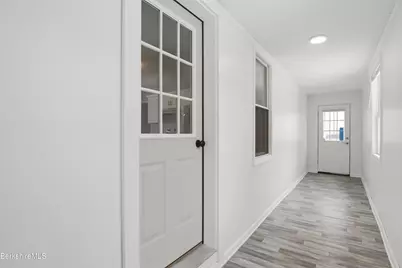 22 S Atlantic Ave, Pittsfield, MA 01201 - Photo 5