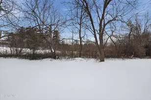 22 S Atlantic Ave, Pittsfield, MA 01201 - Photo 33