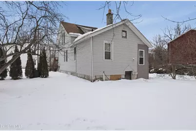 22 S Atlantic Ave, Pittsfield, MA 01201 - Photo 29